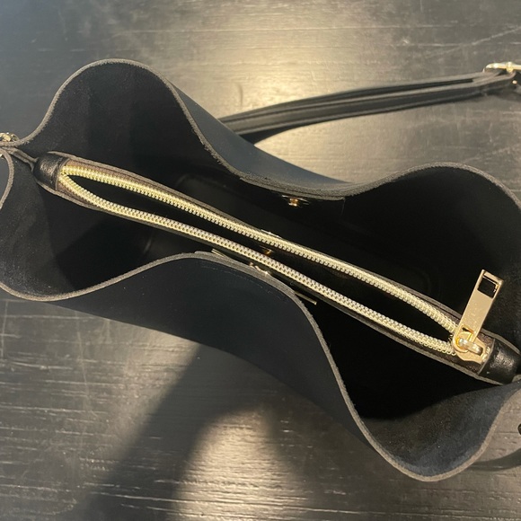 Purse - Picture 3 of 3